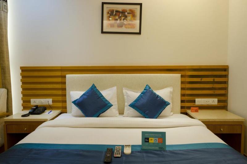 Fabhotel Signature Cyber Park Delhi  Exterior photo